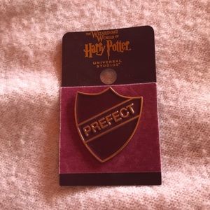 Harry Potter Gryffindor Prefect Pin